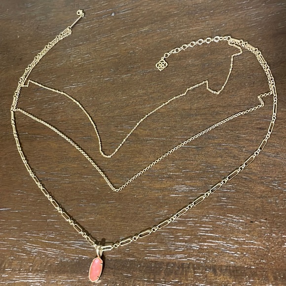 Kenrdra Scott layered pink necklace - Picture 1 of 1